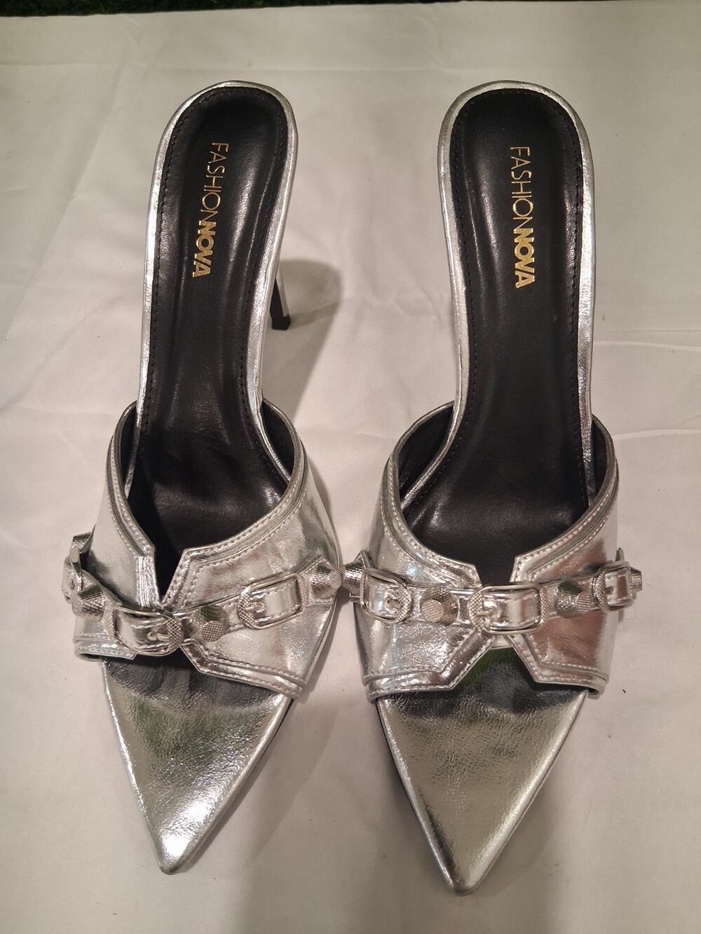 Fashion Nova Metallic Silver Buckle Mule Heels Pointed Toe Sandals Women's Size
